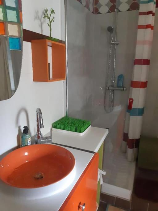 Haut De Villa Au Mont St Clair Vue Exceptionnelle Mer Et Foret Terrasses, Piscine, Petanque, Solarium Prives Sete Ngoại thất bức ảnh